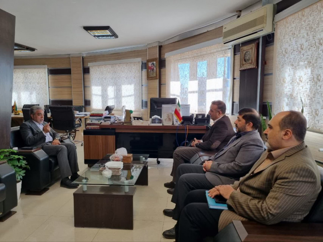 دیدار رییس دانشگاه علوم پزشکی استان مرکزی با رییس سازمان صمت استان