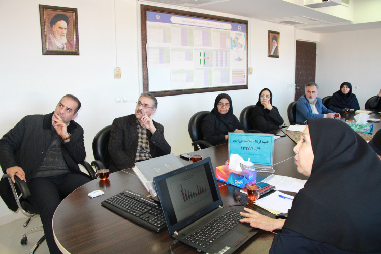 کمیته ارتقاء سلامت نوزادی ، مرکز بهداشت استان مرکزی ، ۴ دی ماه