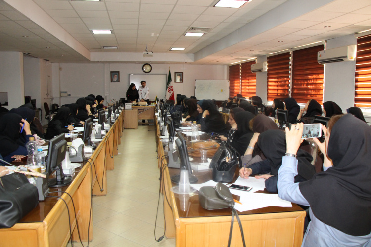 برگزاری کارگاه زنجیره بقاء ، سالن جلسات مرکز بهداشت استانن مرکزی، ۵ مرداد ماه