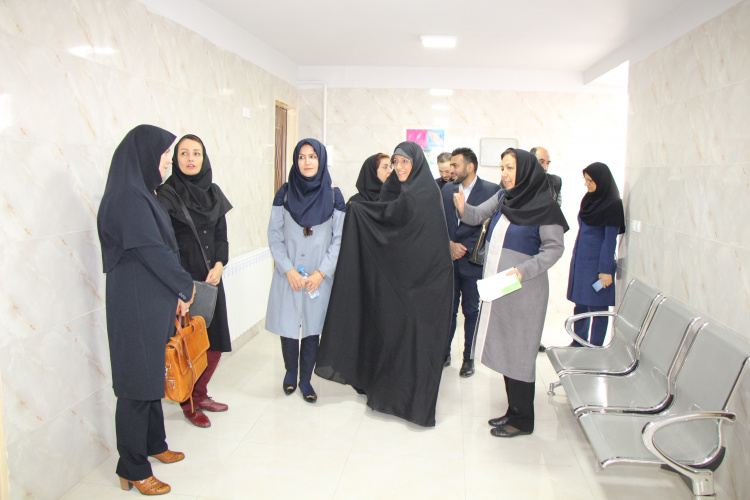 بازدید از مرکز ارتقا سلامت اجتماعی زنان، ۱۸ مهر ماه
