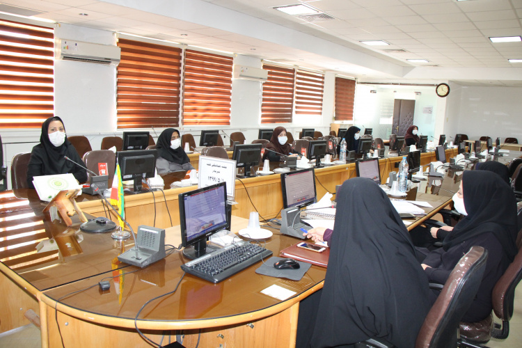 جلسه هماهنگی تغذیه با شیرمادر ، سالن جلسات مرکز بهداشت استان مرکزی، ۱ مرداد ماه