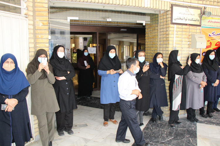 تقدیر و تشکر از مدافعان سلامت در ساختمان معاونت بهداشتی از سوی سازمان فرهنگی،اجتماعی ورزشی شهرداری اراک و اجرای کاروان امامت و ولایت، ۱۲ مرداد ماه