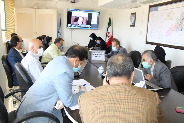 وبینار ارائه گزارش عملکرد شهرستان ها در کووید ۱۹، سالن جلسات مرکز بهداشت استان مرکزی، ۵ مهر ماه