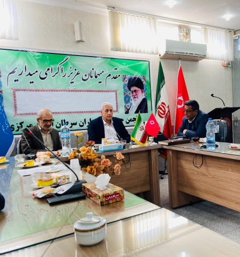 نشست هم اندیشی سرپرست معاونت بهداشتی و انجمن خیریه تبسم برگزار شد.