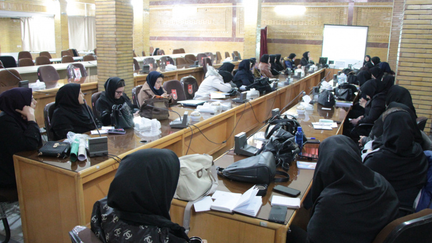 برگزاری دوره بازآموزی تربیت مربی کلاس‌های آمادگی برای زایمان در دانشگاه علوم پزشکی اراک